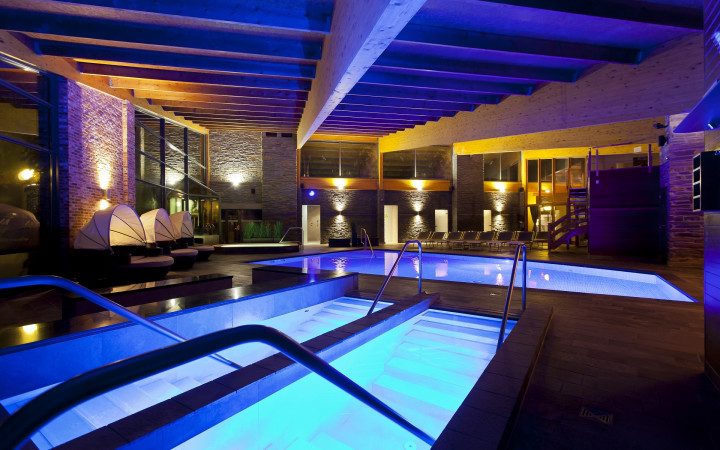 Saunahal avond Hezemeer